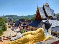 Reclining Buddha at Chetawan Cave Tempel